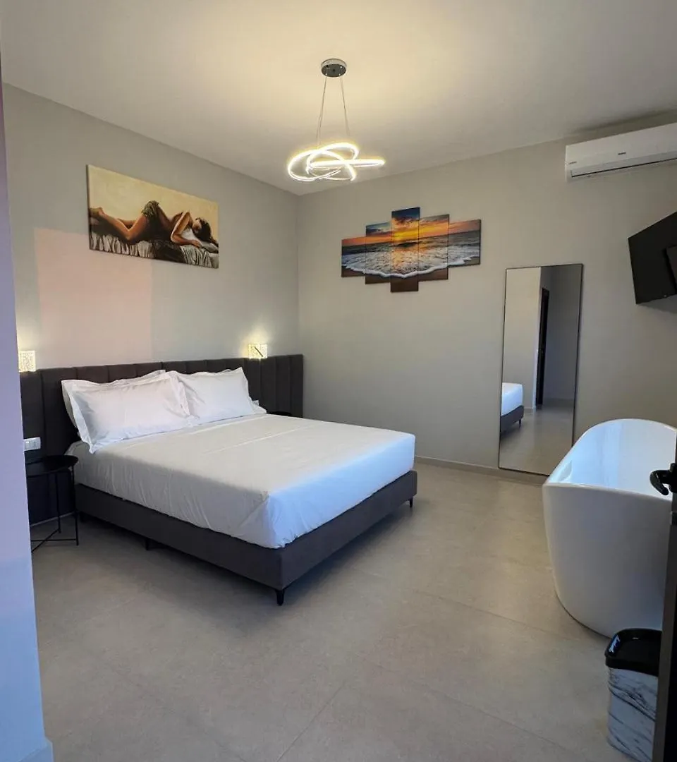 Gasthof Aloha Villa And Suites Vlorë